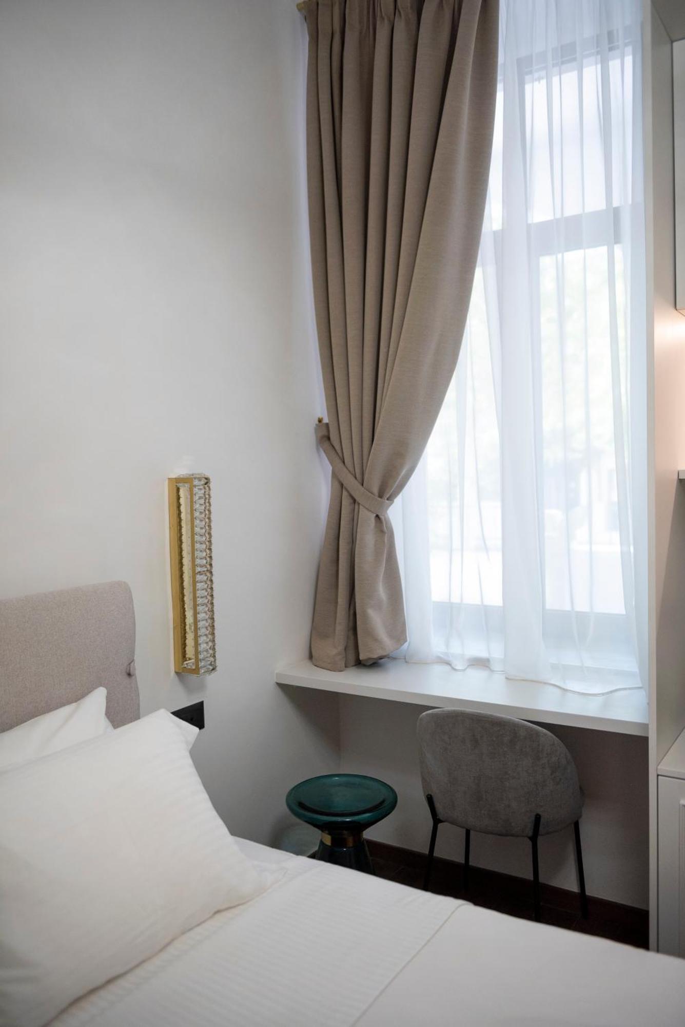 Jensen Luxury Suites Rhodes City Ngoại thất bức ảnh